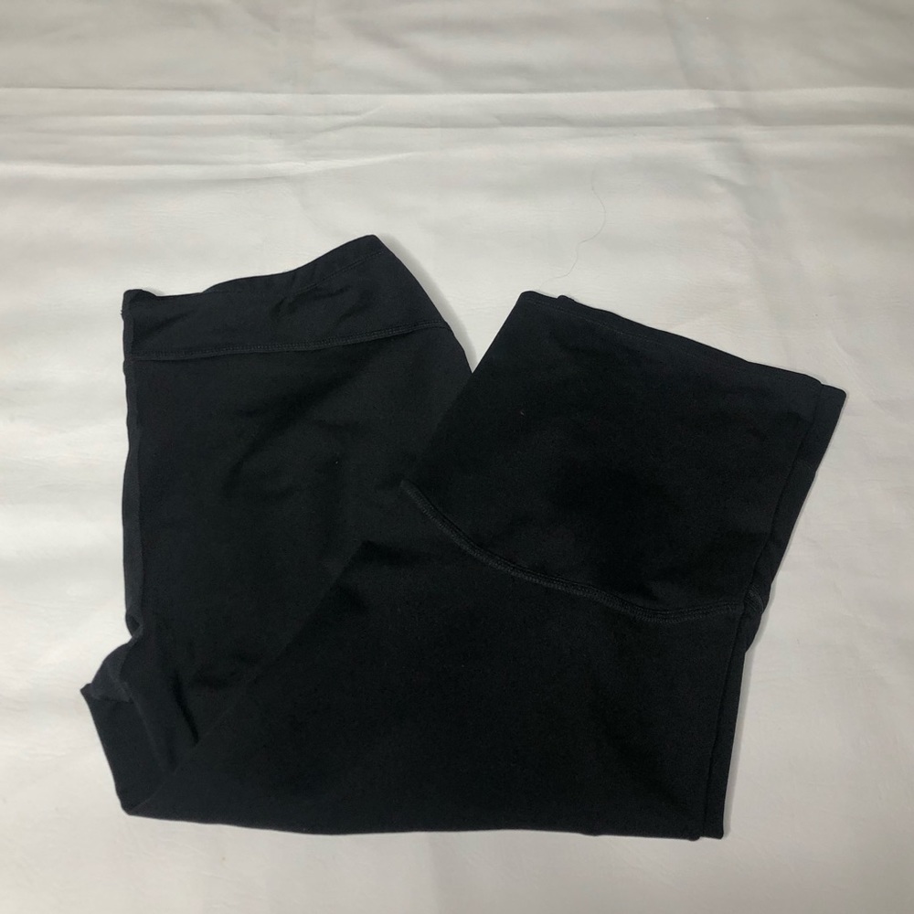 Gap Womens Performance Capri Pants - image 3